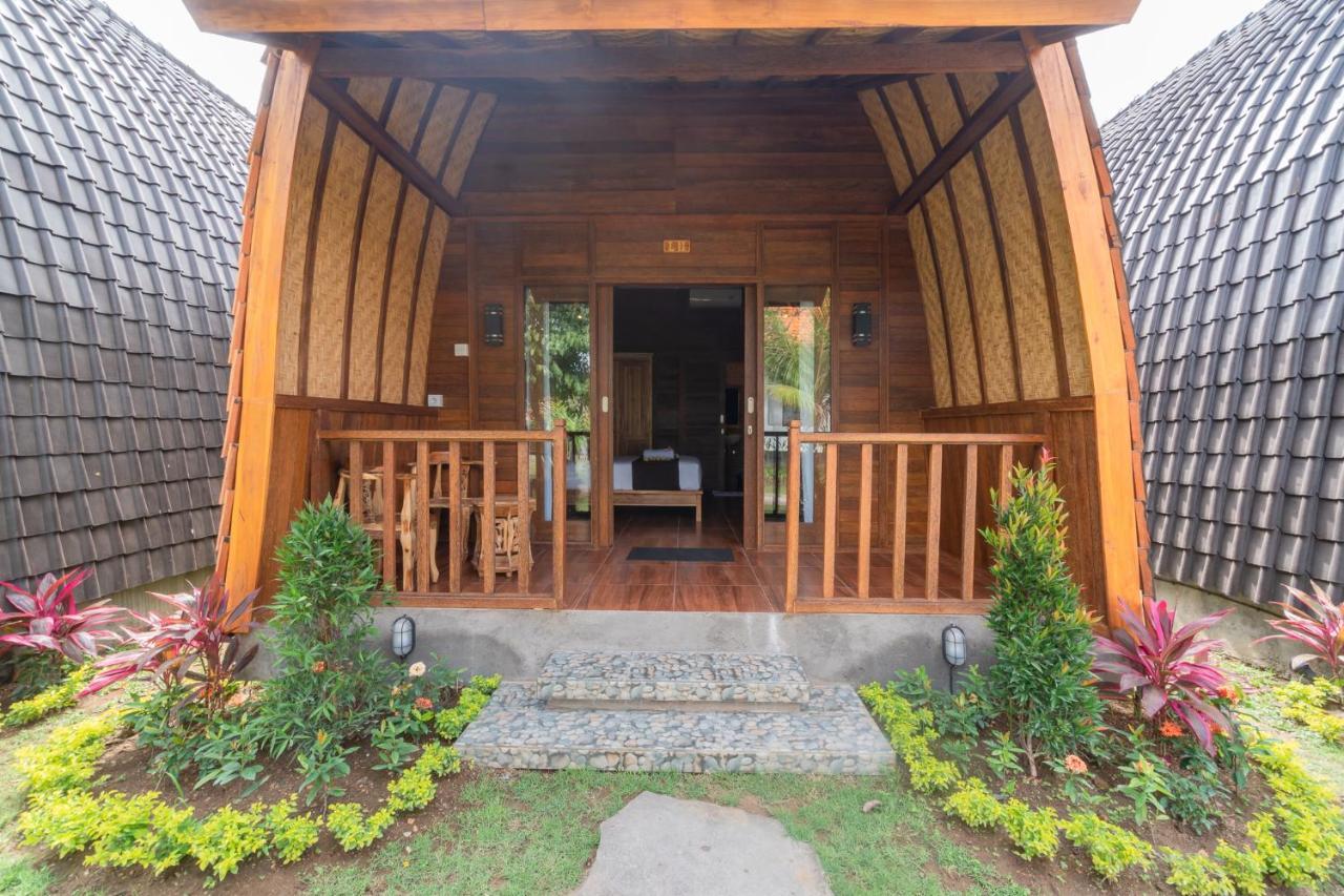 Wooden Puri Guesthouse Uluwatu Eksteriør billede