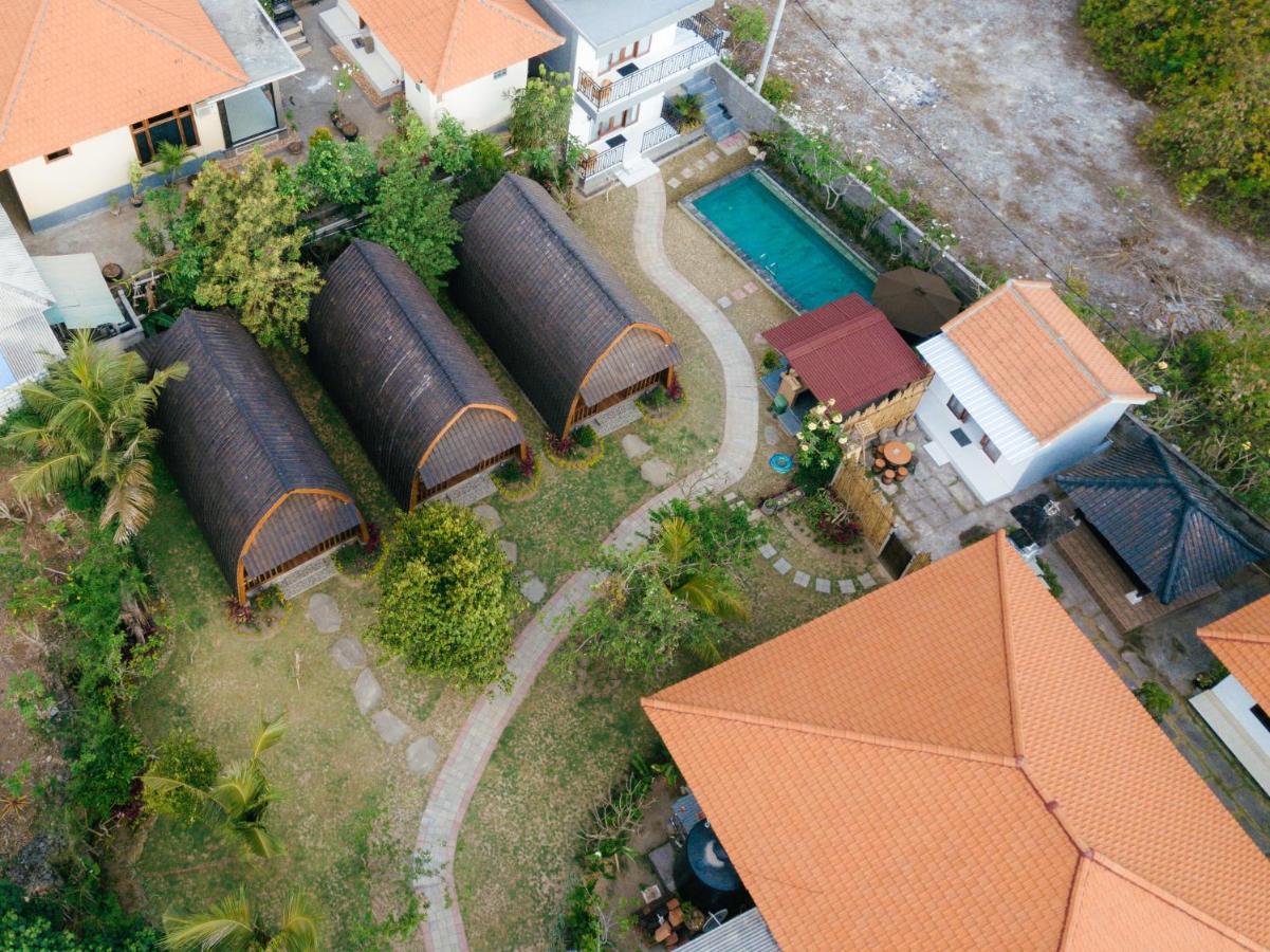Wooden Puri Guesthouse Uluwatu Eksteriør billede