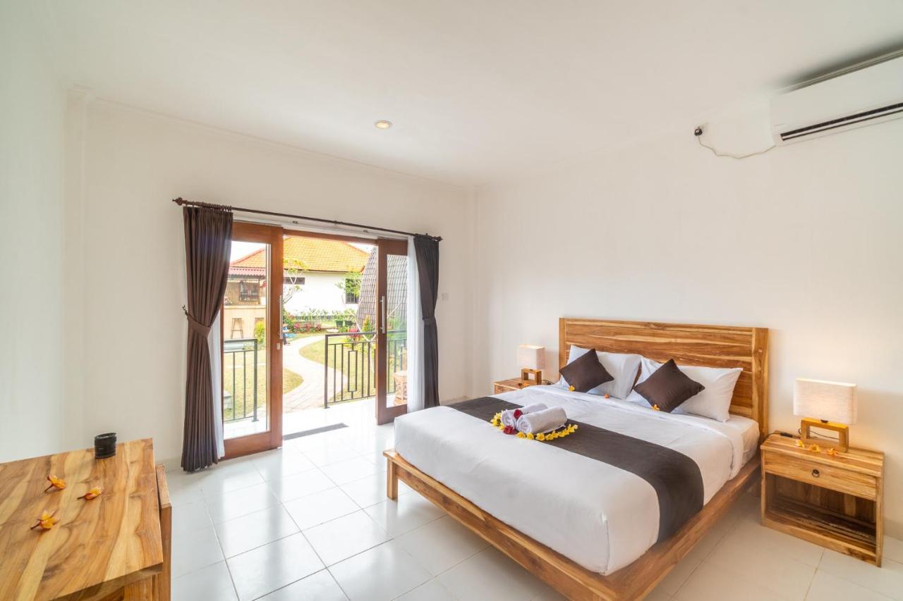Wooden Puri Guesthouse Uluwatu Eksteriør billede