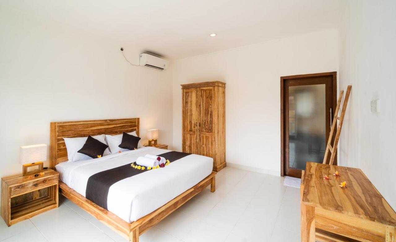 Wooden Puri Guesthouse Uluwatu Eksteriør billede