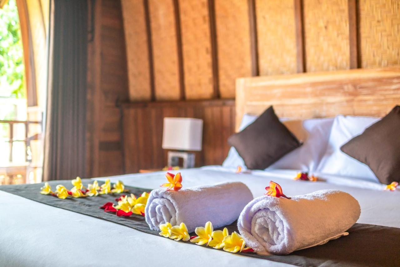 Wooden Puri Guesthouse Uluwatu Eksteriør billede