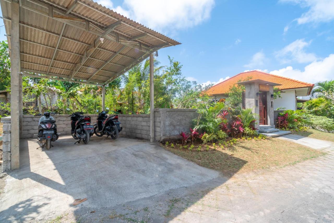 Wooden Puri Guesthouse Uluwatu Eksteriør billede