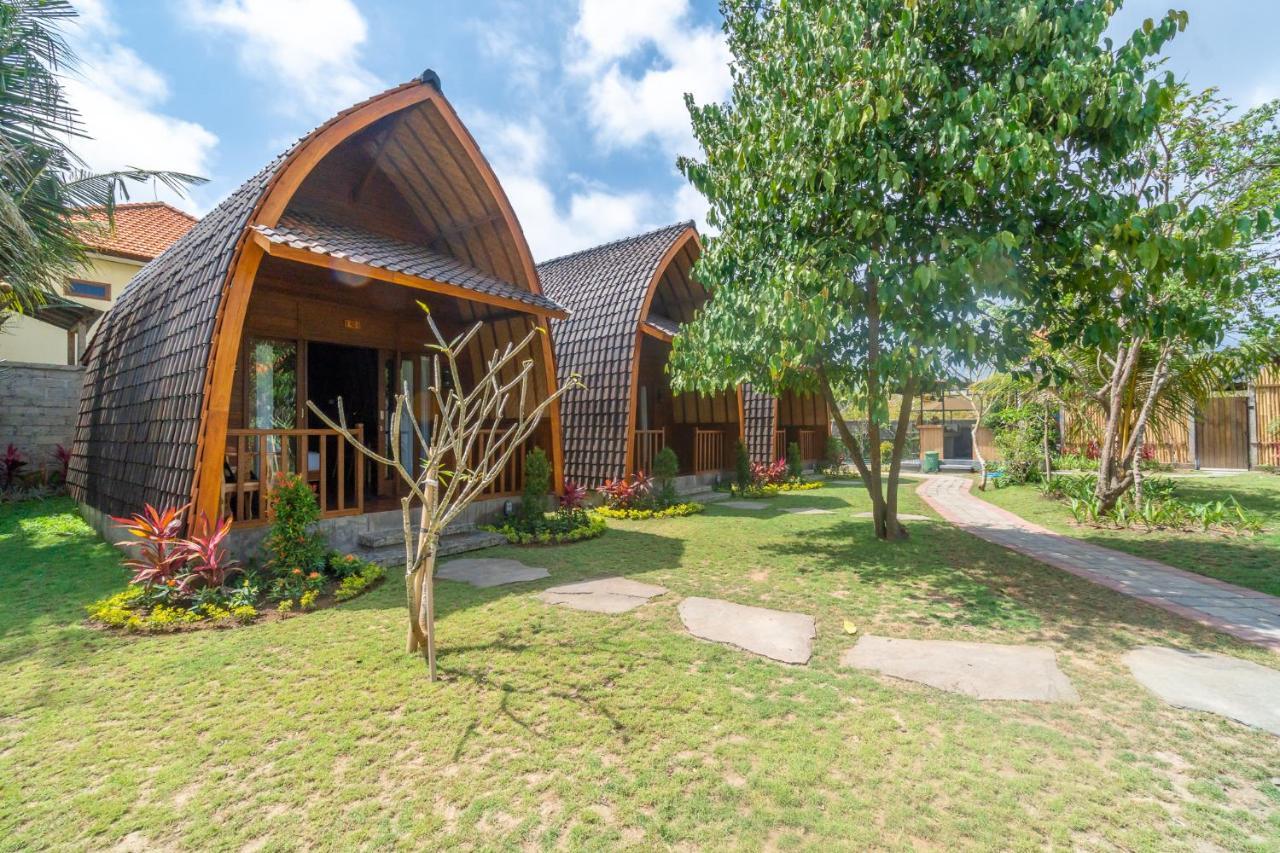 Wooden Puri Guesthouse Uluwatu Eksteriør billede
