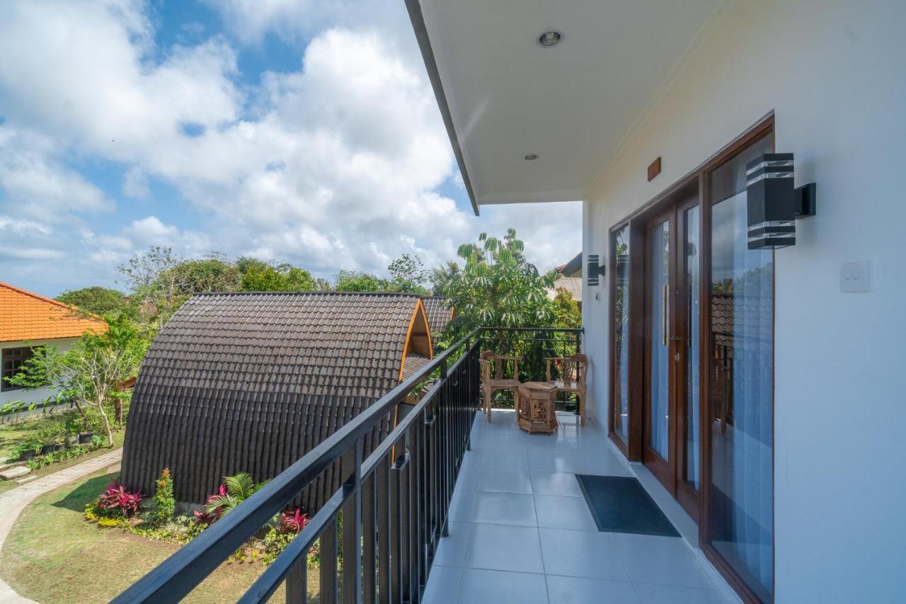 Wooden Puri Guesthouse Uluwatu Eksteriør billede
