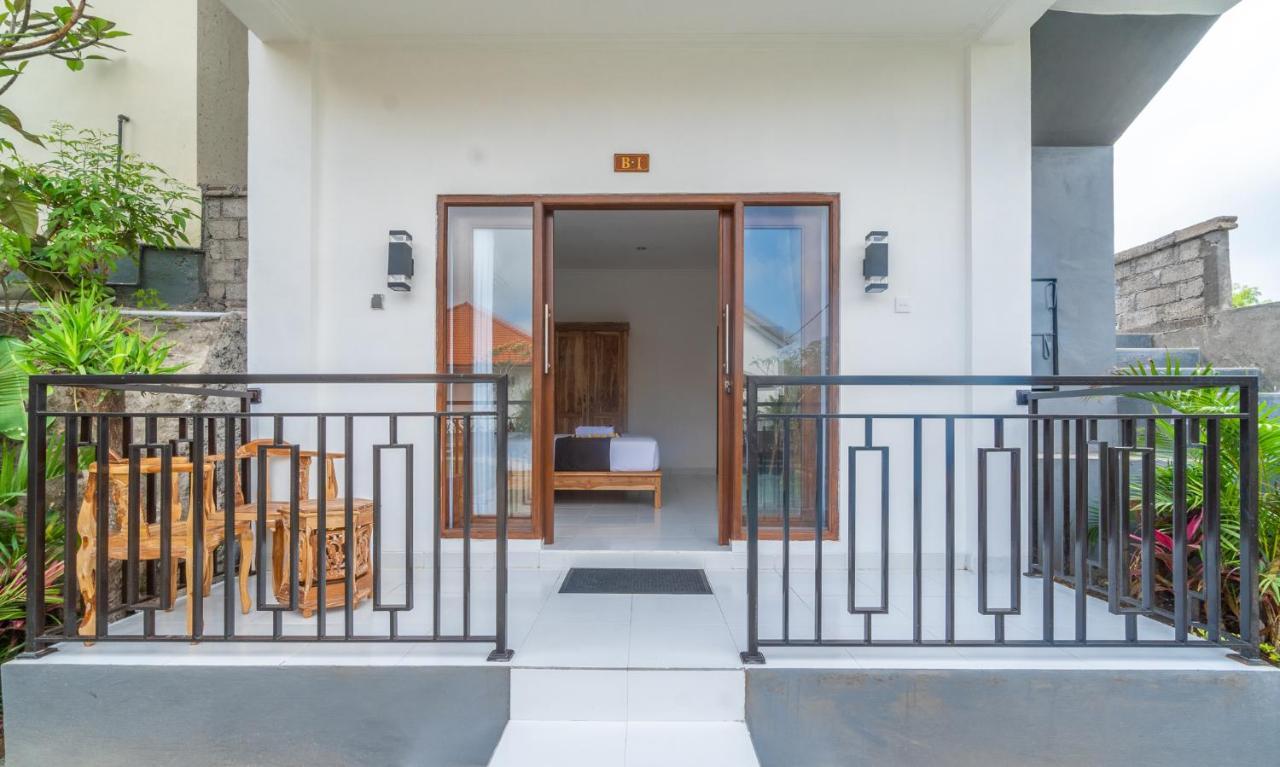 Wooden Puri Guesthouse Uluwatu Eksteriør billede